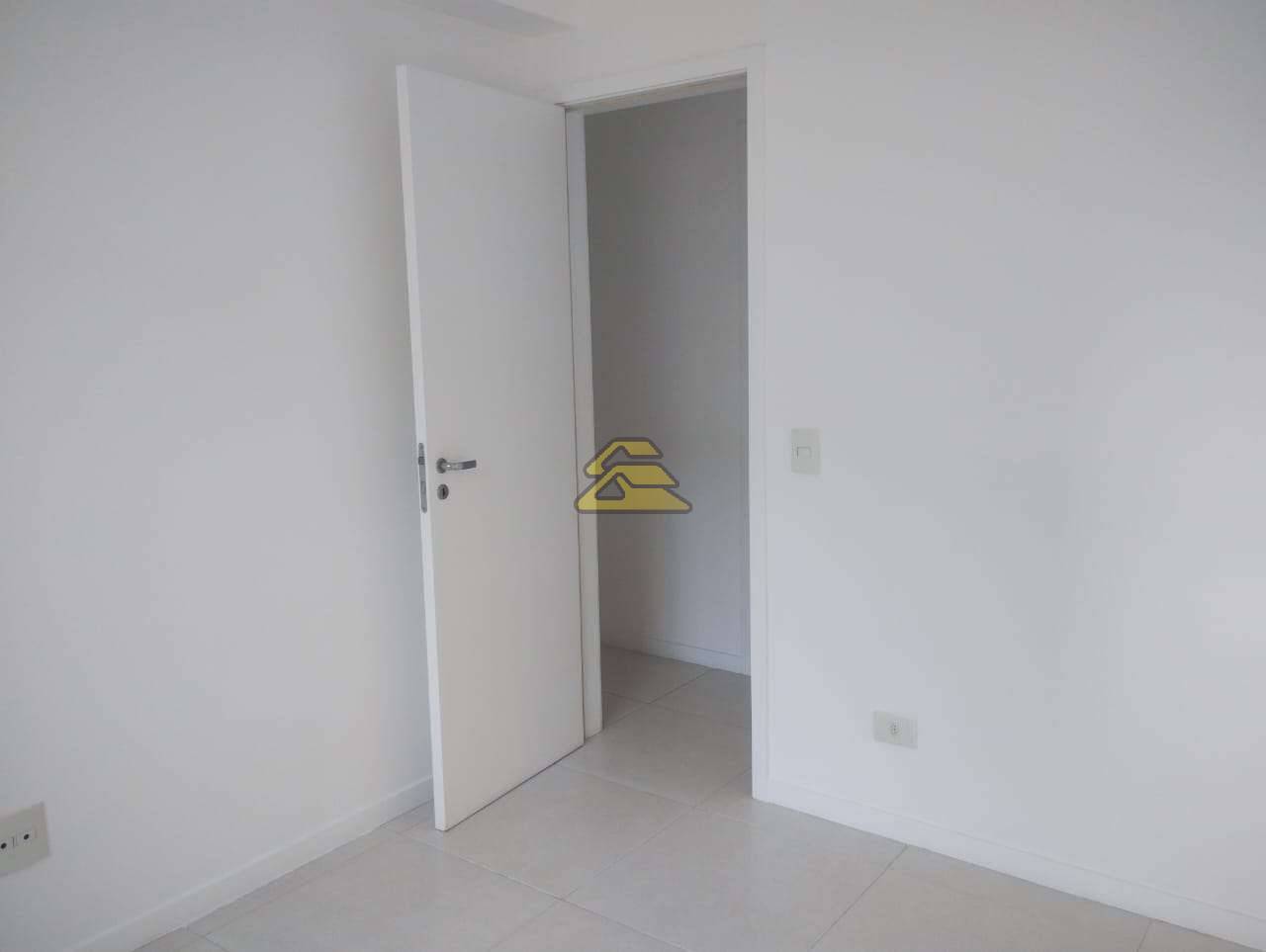 Apartamento à venda com 3 quartos, 88m² - Foto 16