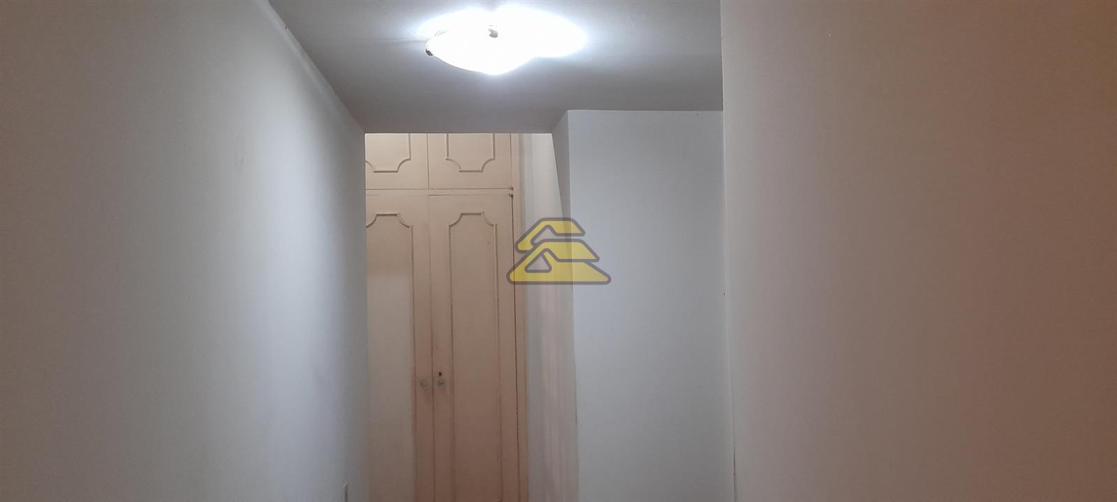 Apartamento à venda com 3 quartos, 160m² - Foto 9