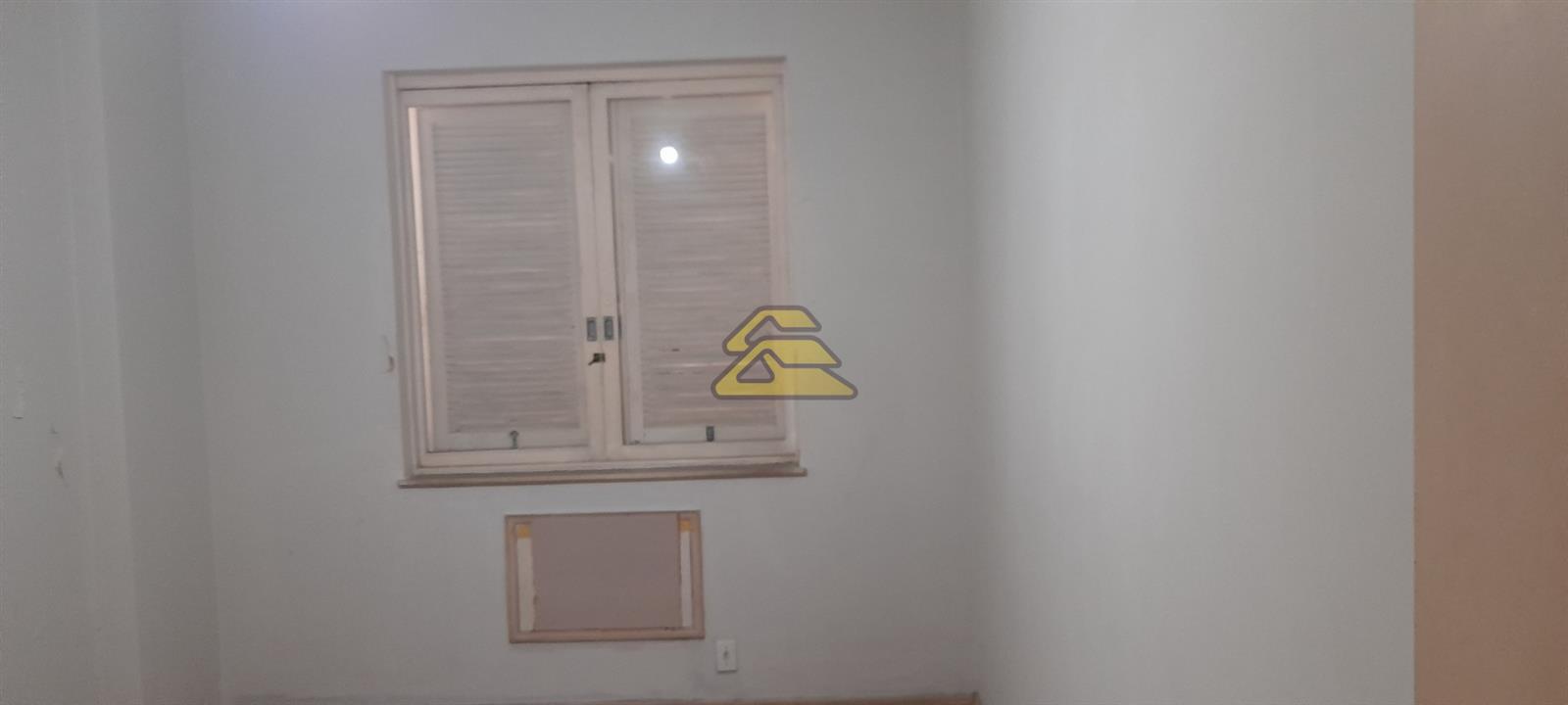 Apartamento à venda com 3 quartos, 160m² - Foto 12