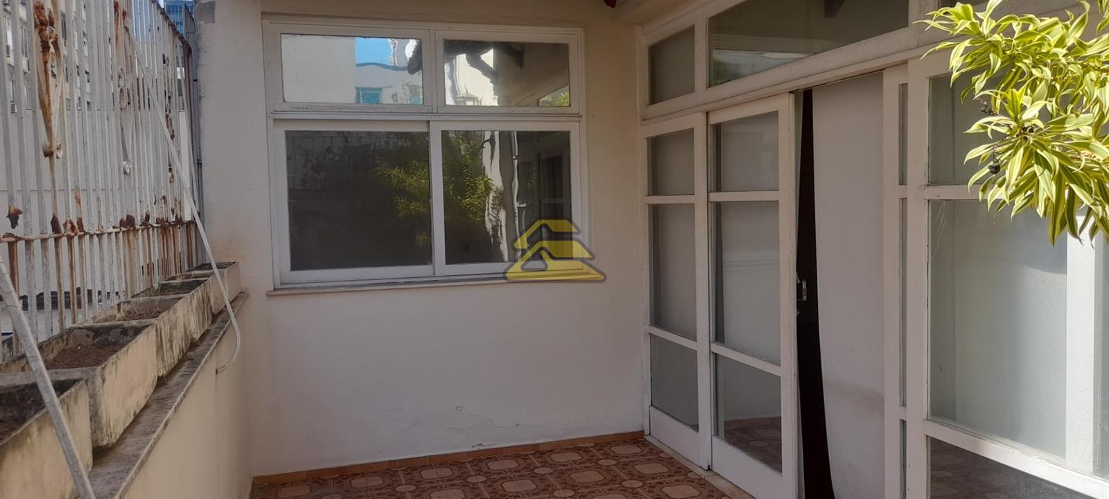 Apartamento à venda com 3 quartos, 160m² - Foto 33