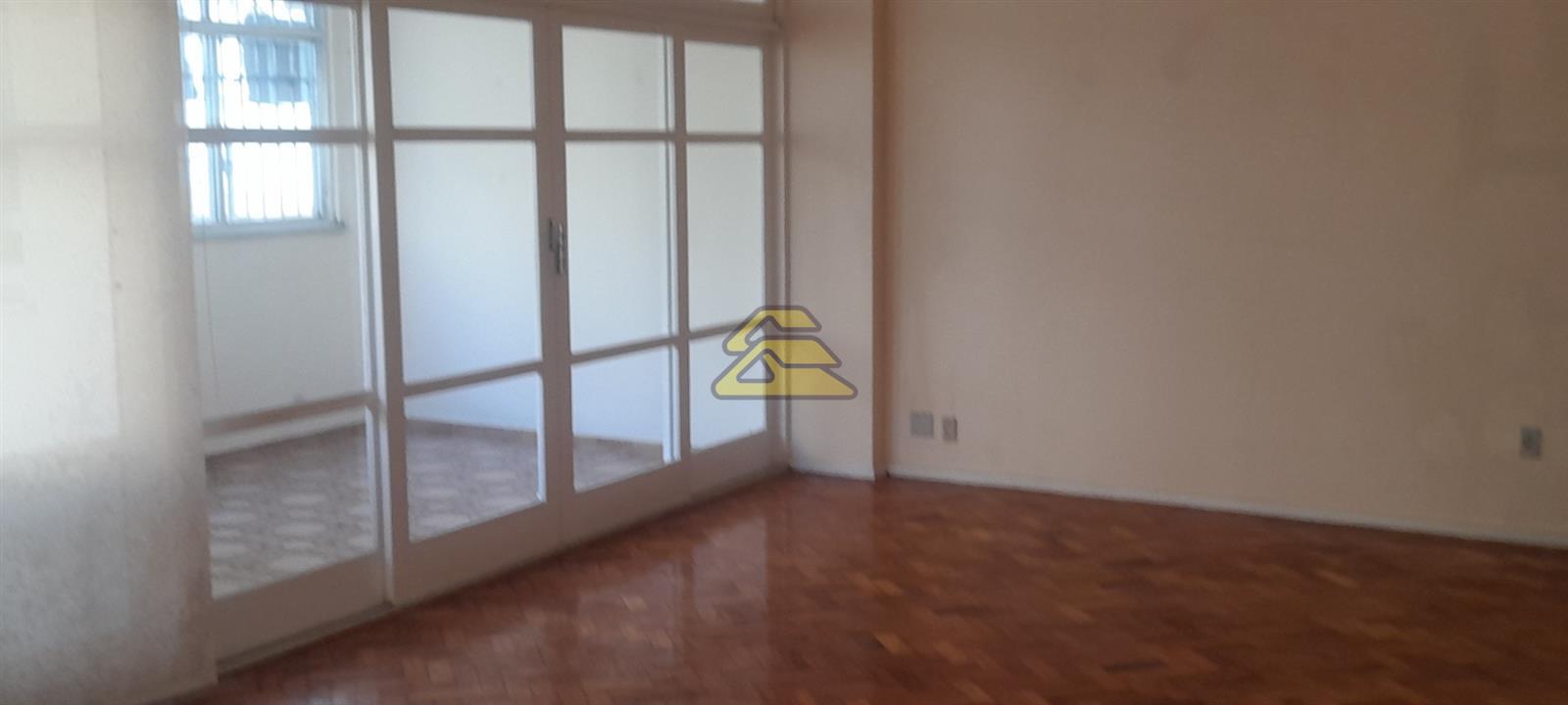 Apartamento à venda com 3 quartos, 160m² - Foto 34