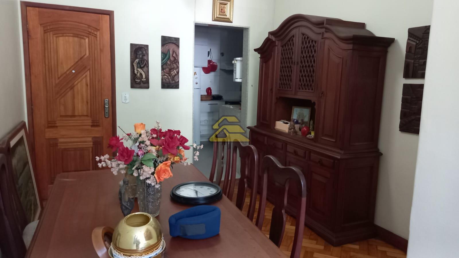 Apartamento à venda com 2 quartos, 65m² - Foto 1