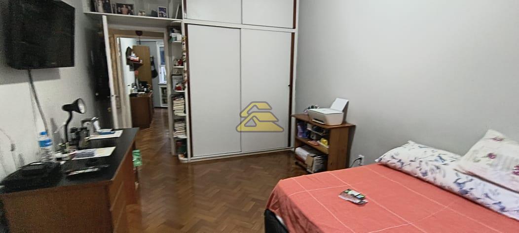 Apartamento à venda com 2 quartos, 75m² - Foto 19