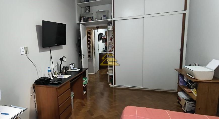 Apartamento à venda com 2 quartos, 75m² - Foto 20