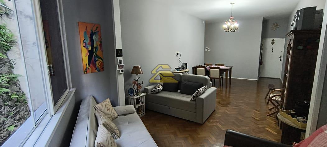 Apartamento à venda com 2 quartos, 75m² - Foto 9