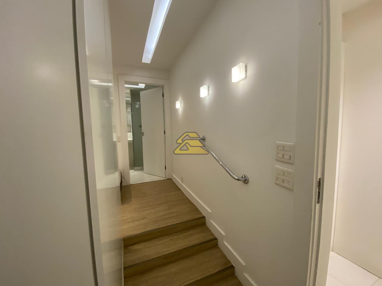 Apartamento à venda com 3 quartos, 135m² - Foto 20