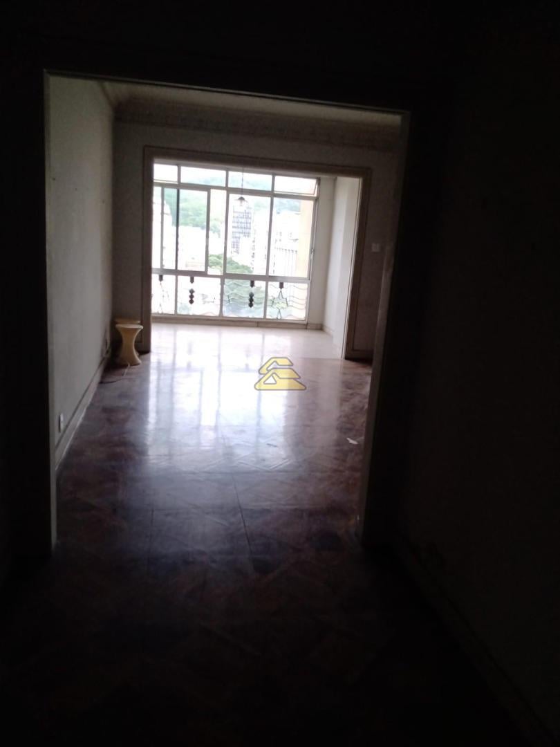 Apartamento à venda com 3 quartos, 109m² - Foto 3