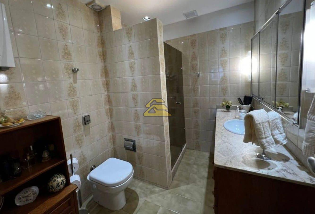 Apartamento à venda com 4 quartos, 243m² - Foto 17