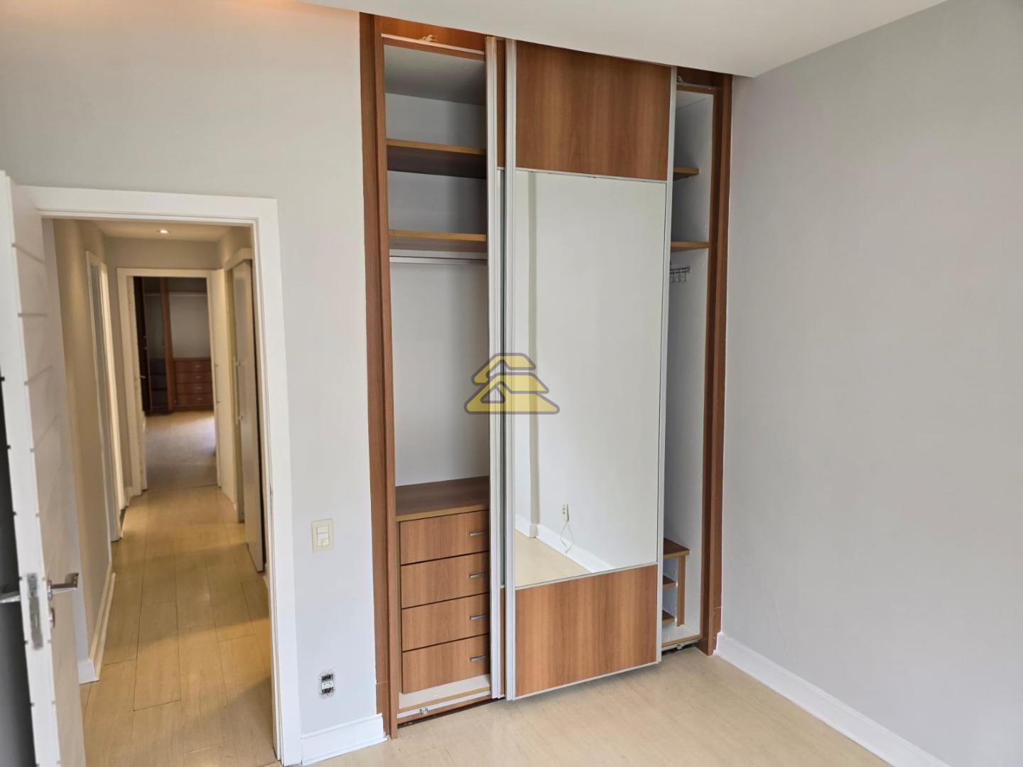 Apartamento à venda com 3 quartos, 131m² - Foto 18