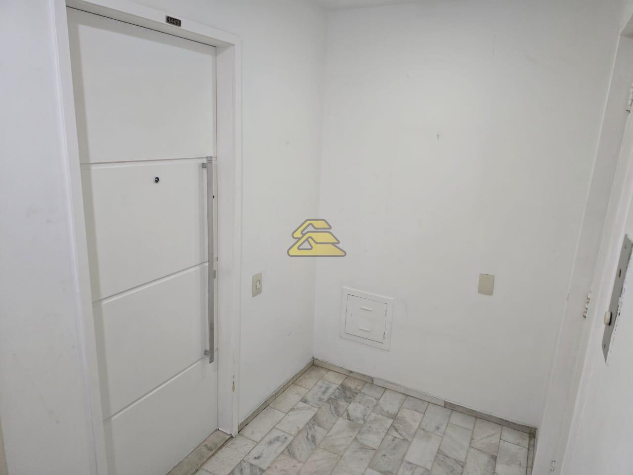 Apartamento à venda com 3 quartos, 131m² - Foto 10