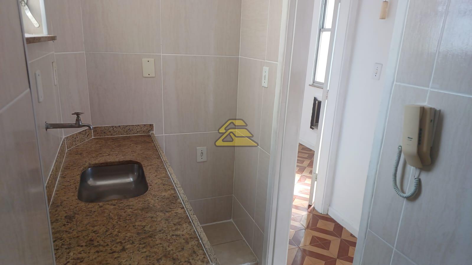 Apartamento à venda com 2 quartos, 48m² - Foto 25