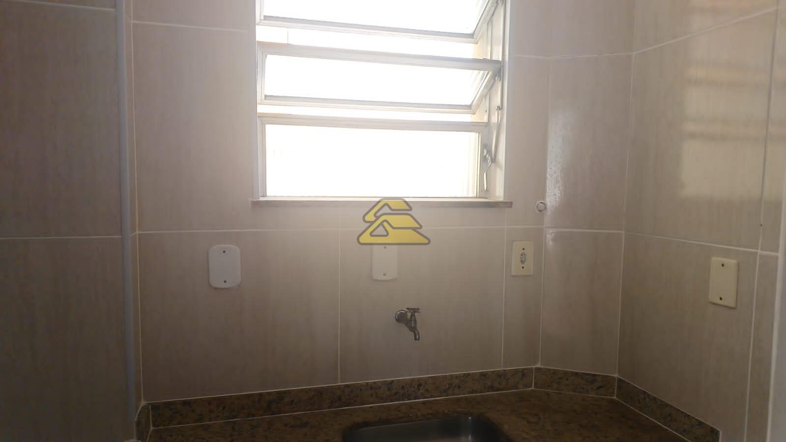 Apartamento à venda com 2 quartos, 48m² - Foto 27