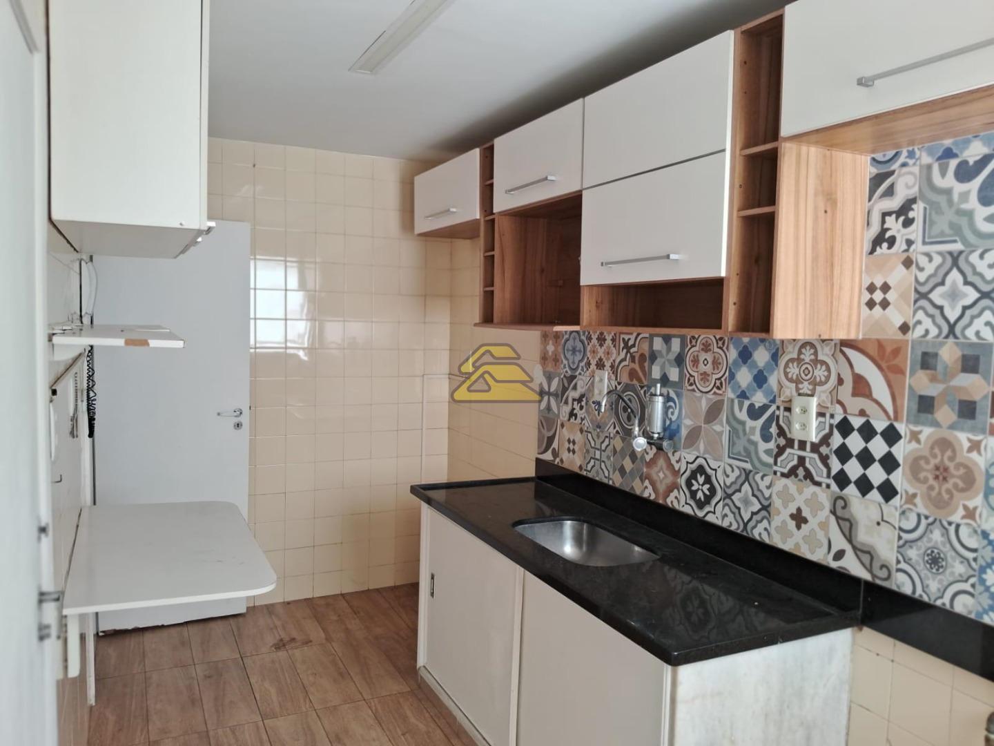 Apartamento à venda com 2 quartos, 77m² - Foto 1