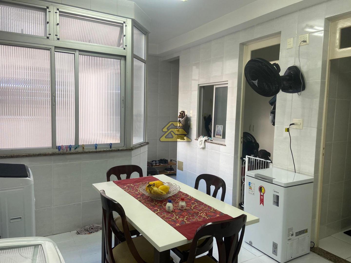 Apartamento à venda com 4 quartos, 182m² - Foto 30