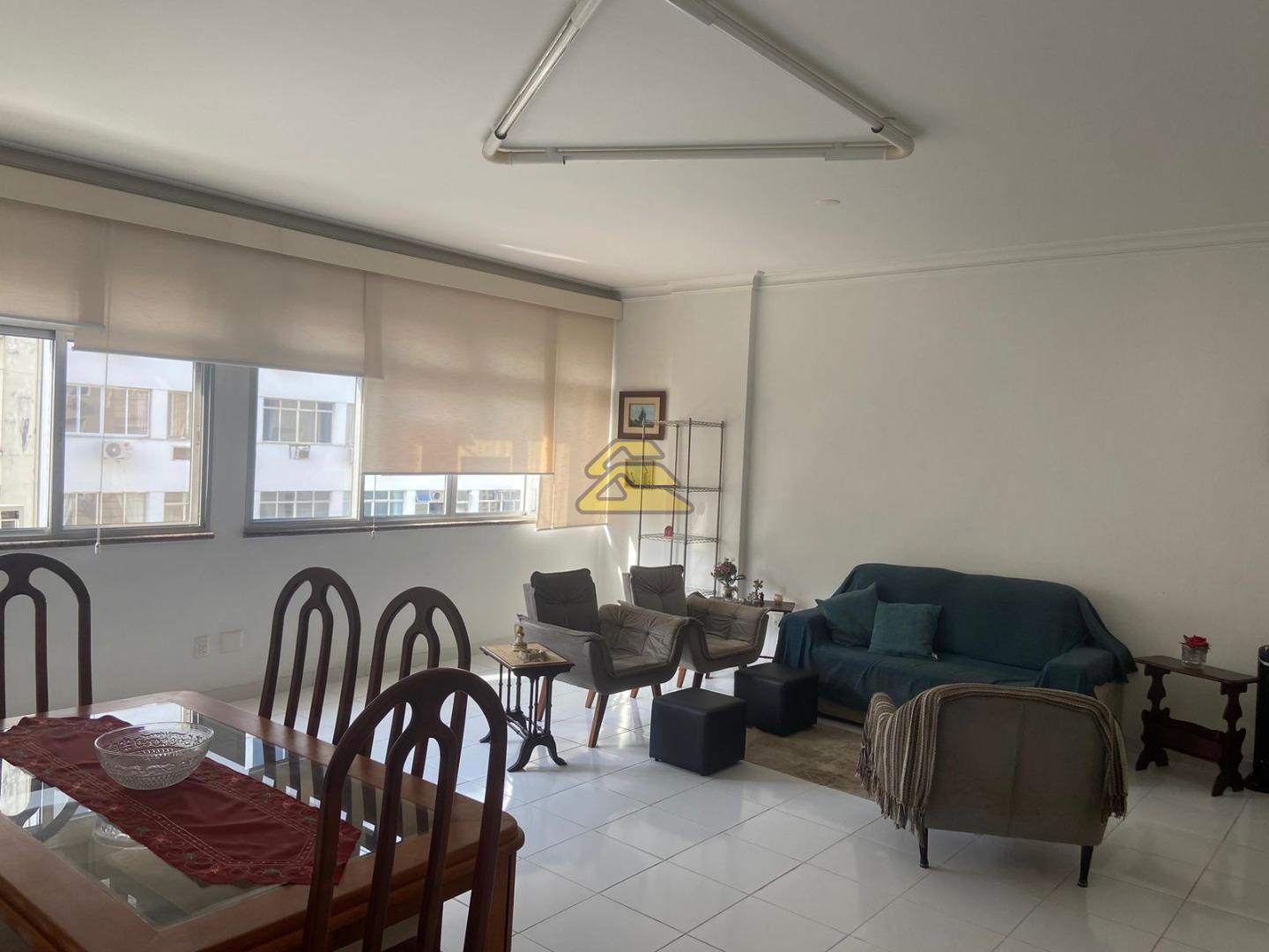 Apartamento à venda com 4 quartos, 182m² - Foto 2