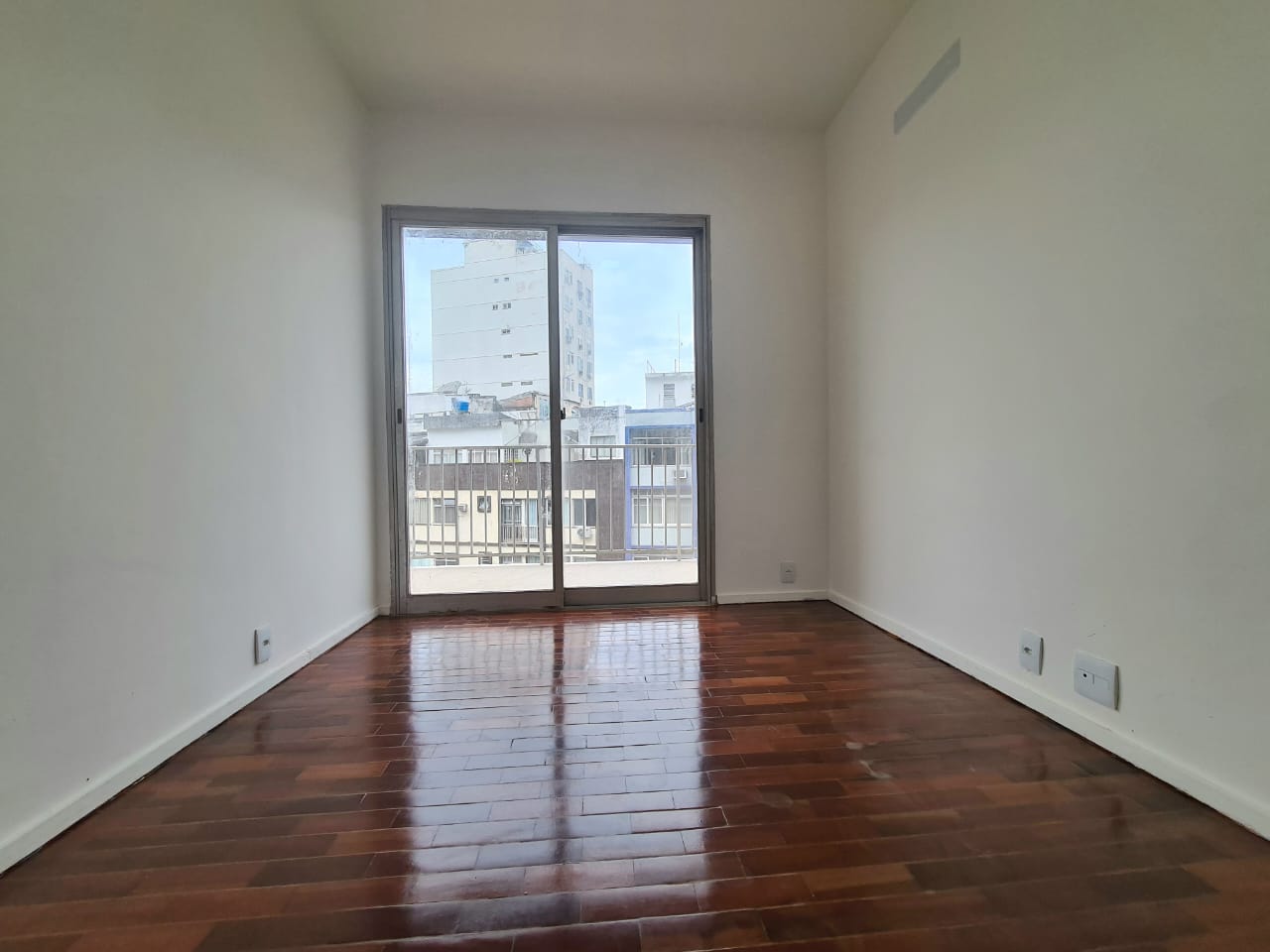 Apartamento à venda com 3 quartos, 100m² - Foto 5