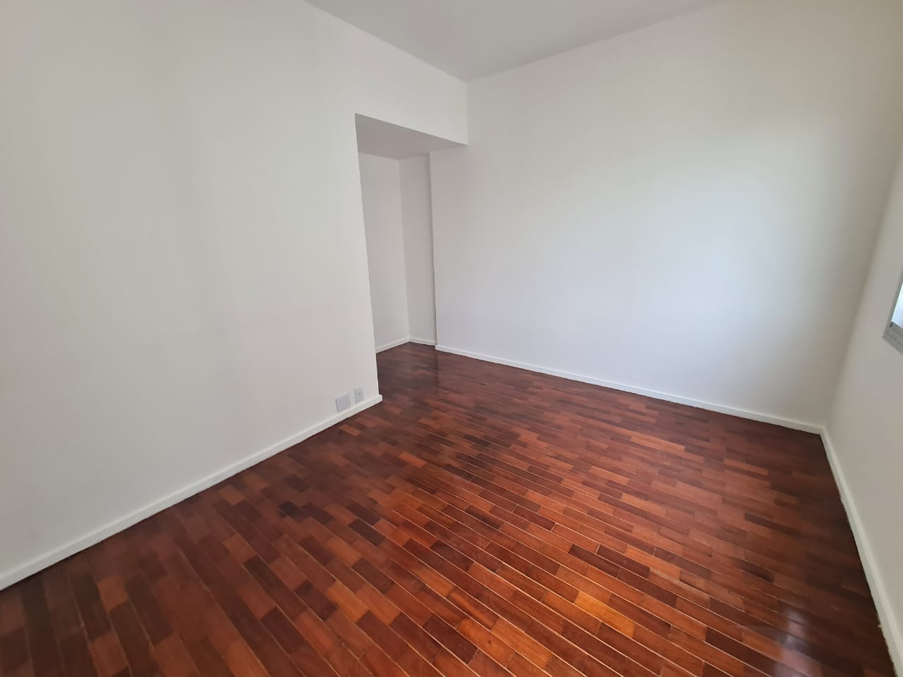 Apartamento à venda com 3 quartos, 100m² - Foto 9