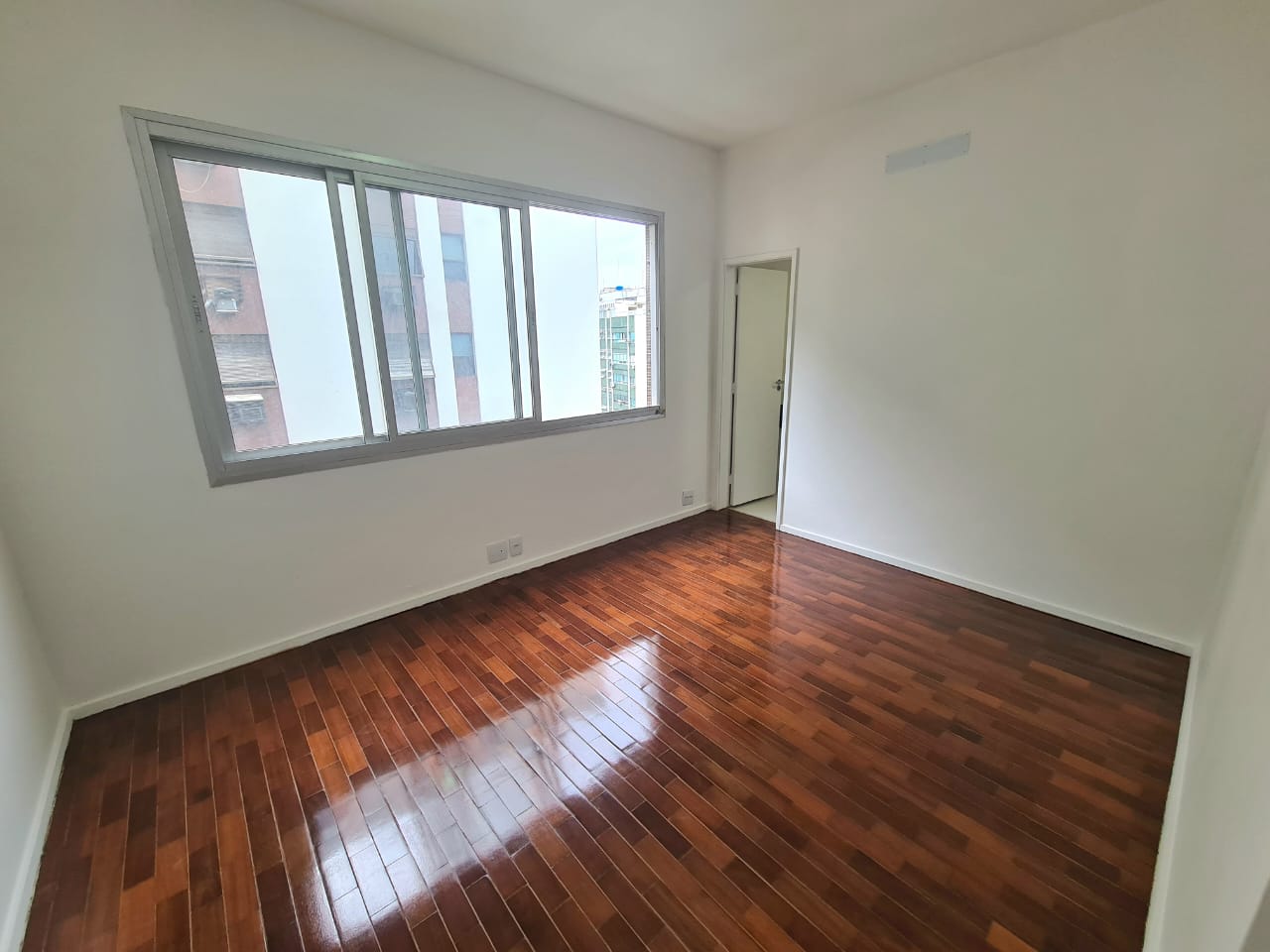 Apartamento à venda com 3 quartos, 100m² - Foto 12