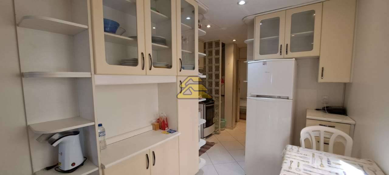 Apartamento à venda com 3 quartos, 130m² - Foto 21