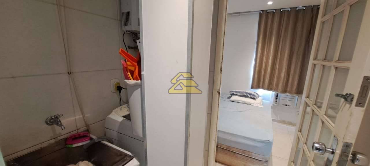 Apartamento à venda com 3 quartos, 130m² - Foto 23