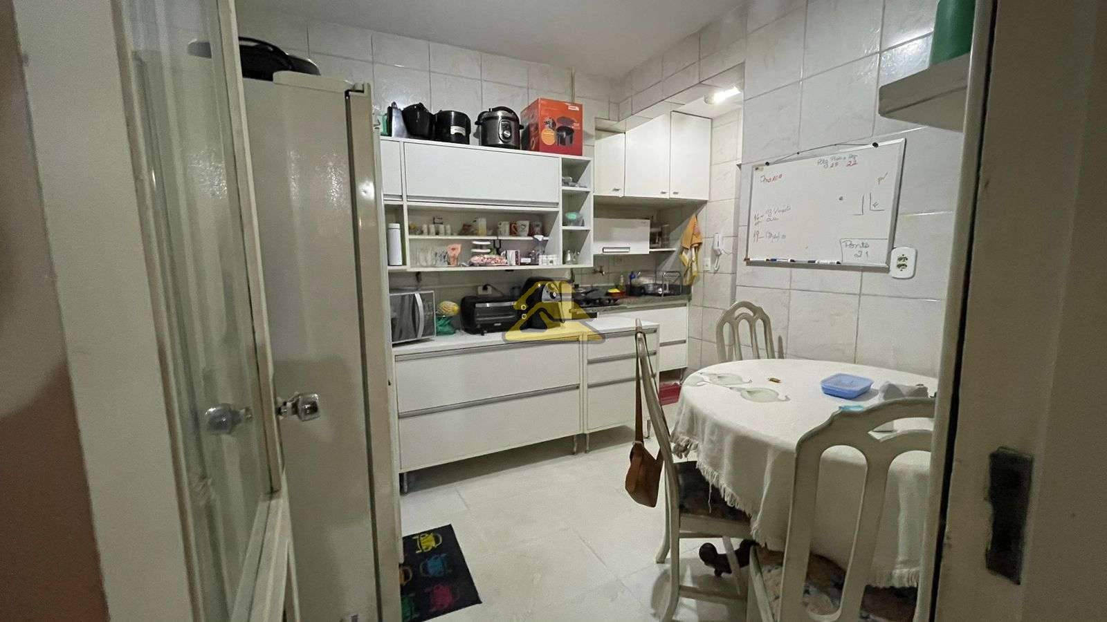 Apartamento à venda com 3 quartos, 106m² - Foto 12