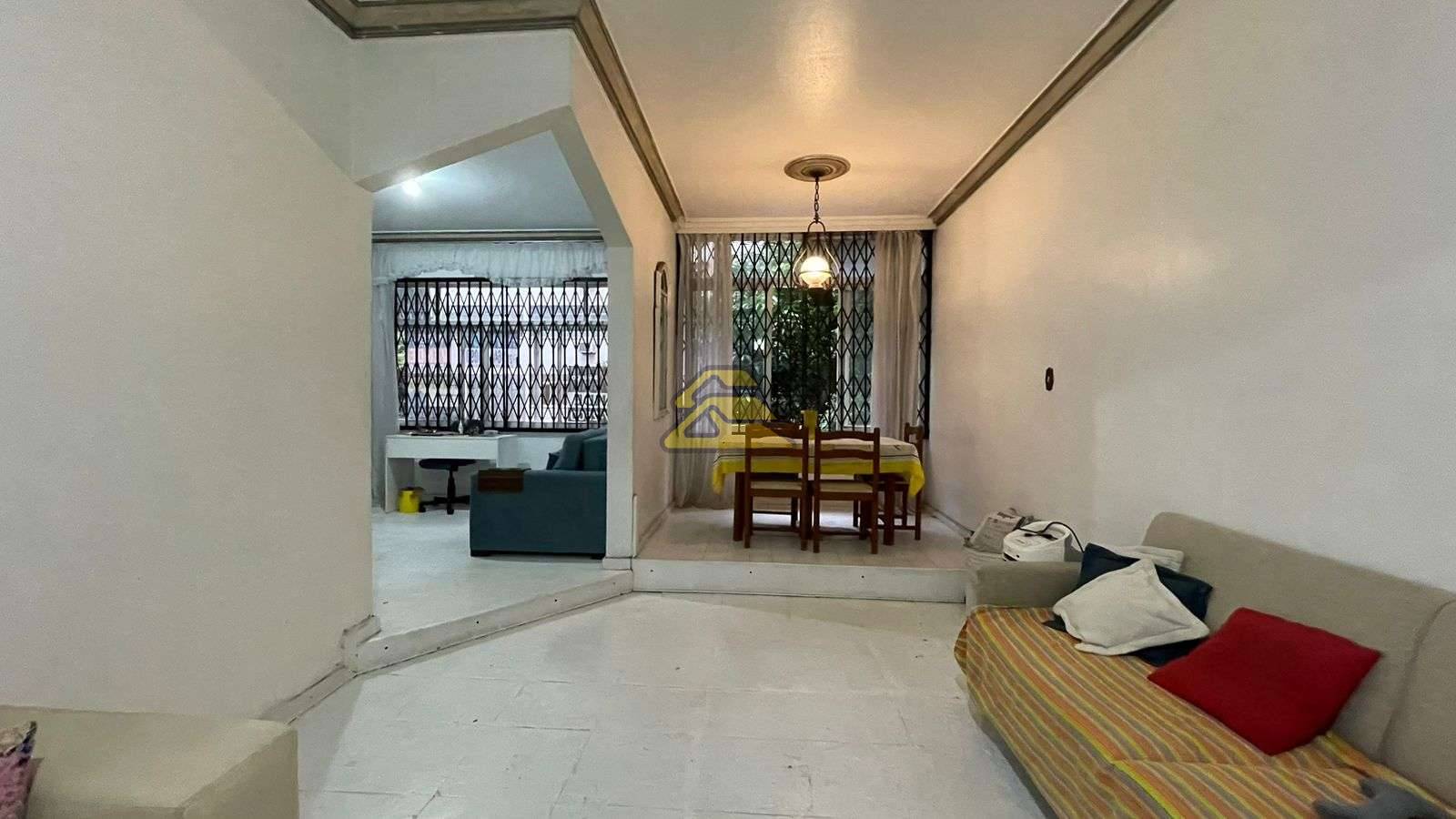 Apartamento à venda com 3 quartos, 106m² - Foto 1