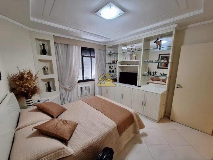 Apartamento à venda com 4 quartos, 236m² - Foto 12