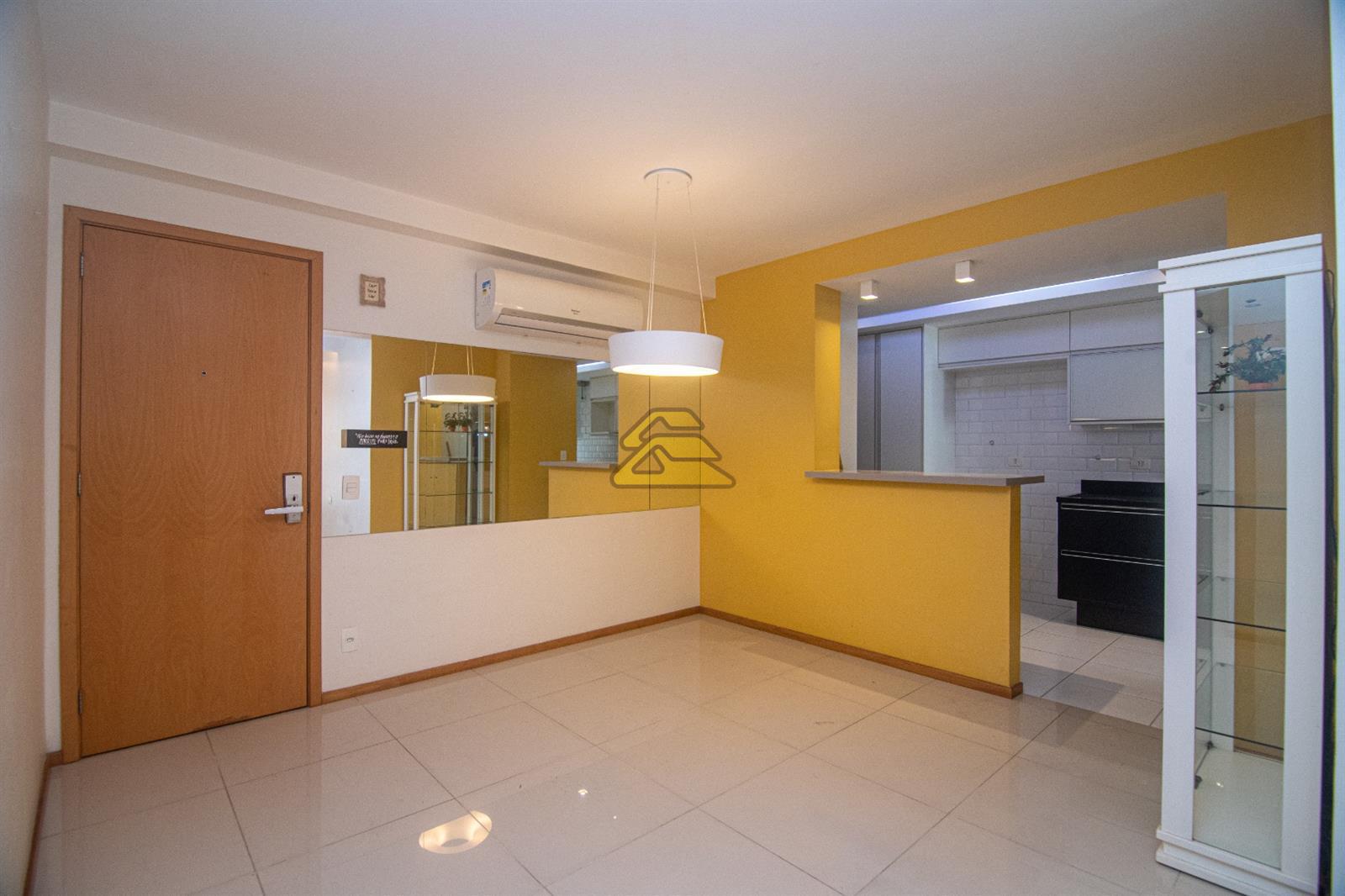 Apartamento à venda com 3 quartos, 134m² - Foto 6