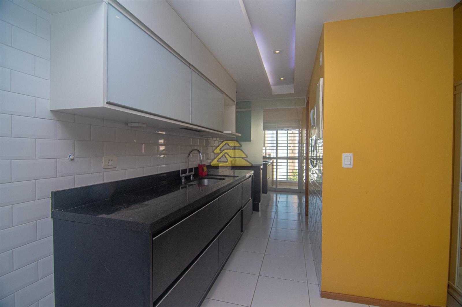 Apartamento à venda com 3 quartos, 134m² - Foto 24