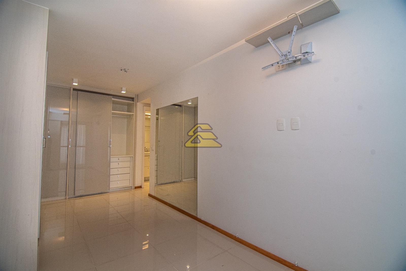 Apartamento à venda com 3 quartos, 134m² - Foto 21