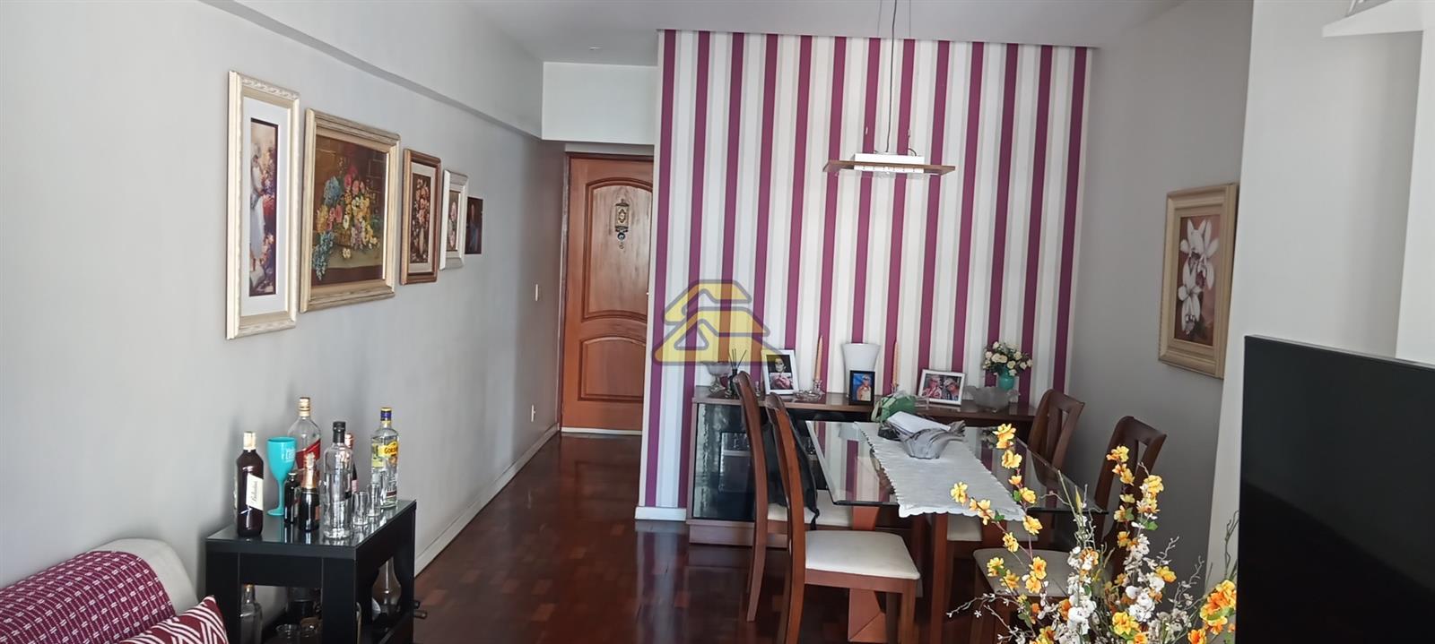 Apartamento à venda com 2 quartos, 99m² - Foto 1