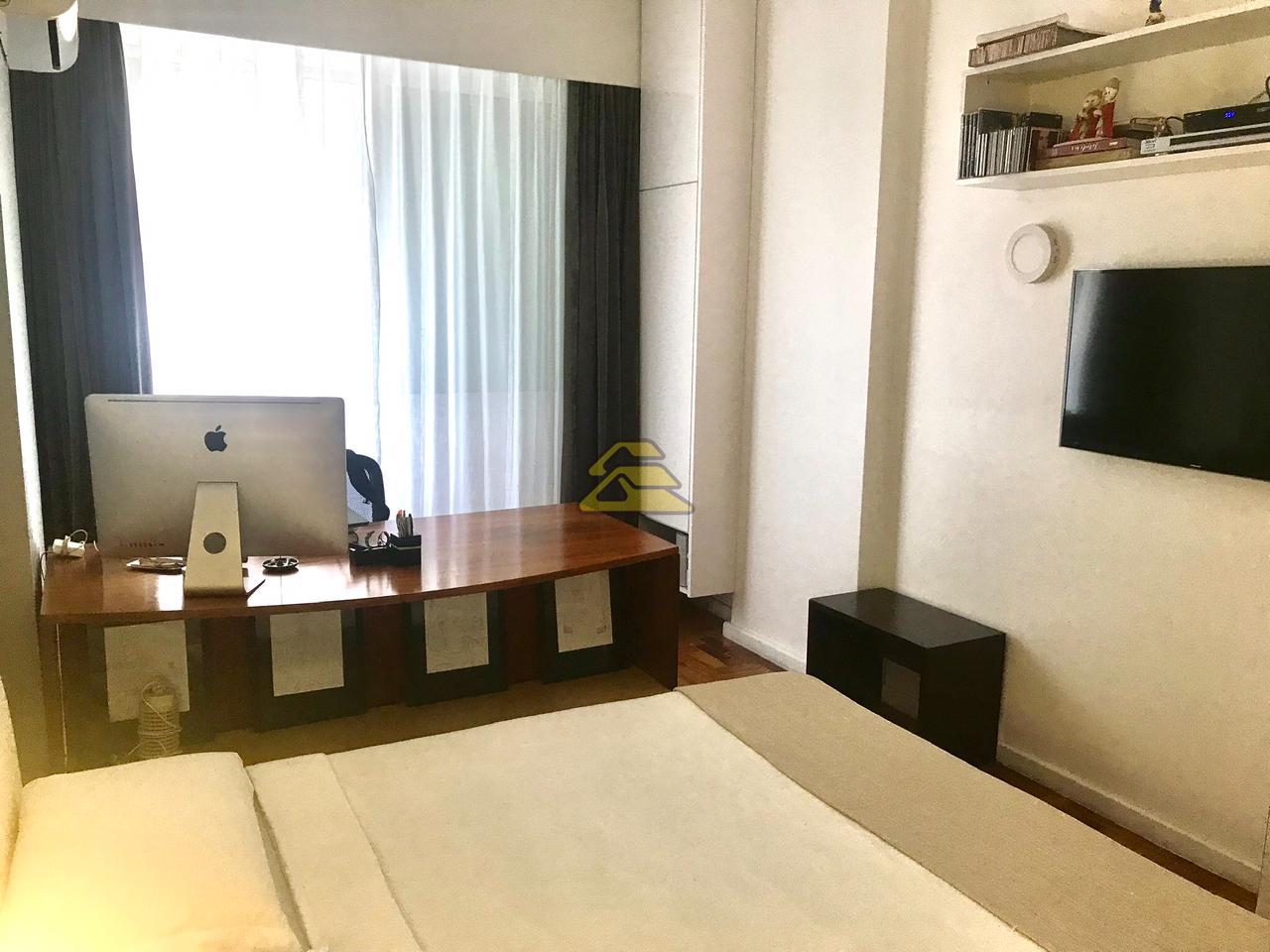 Apartamento à venda com 3 quartos, 214m² - Foto 11