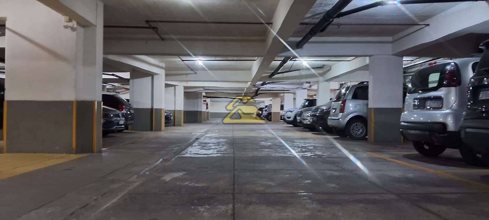 Cobertura à venda com 3 quartos, 235m² - Foto 32