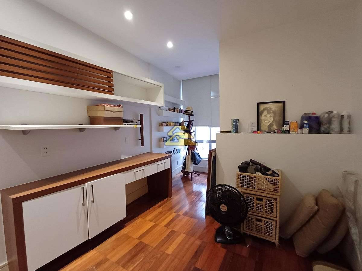 Apartamento à venda com 4 quartos, 145m² - Foto 9