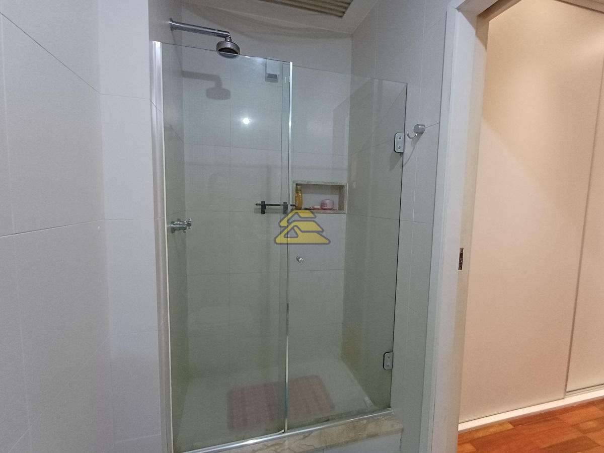 Apartamento à venda com 4 quartos, 145m² - Foto 17