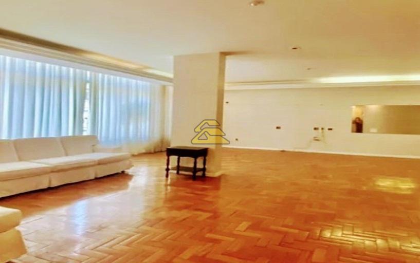 Apartamento à venda com 4 quartos, 200m² - Foto 2