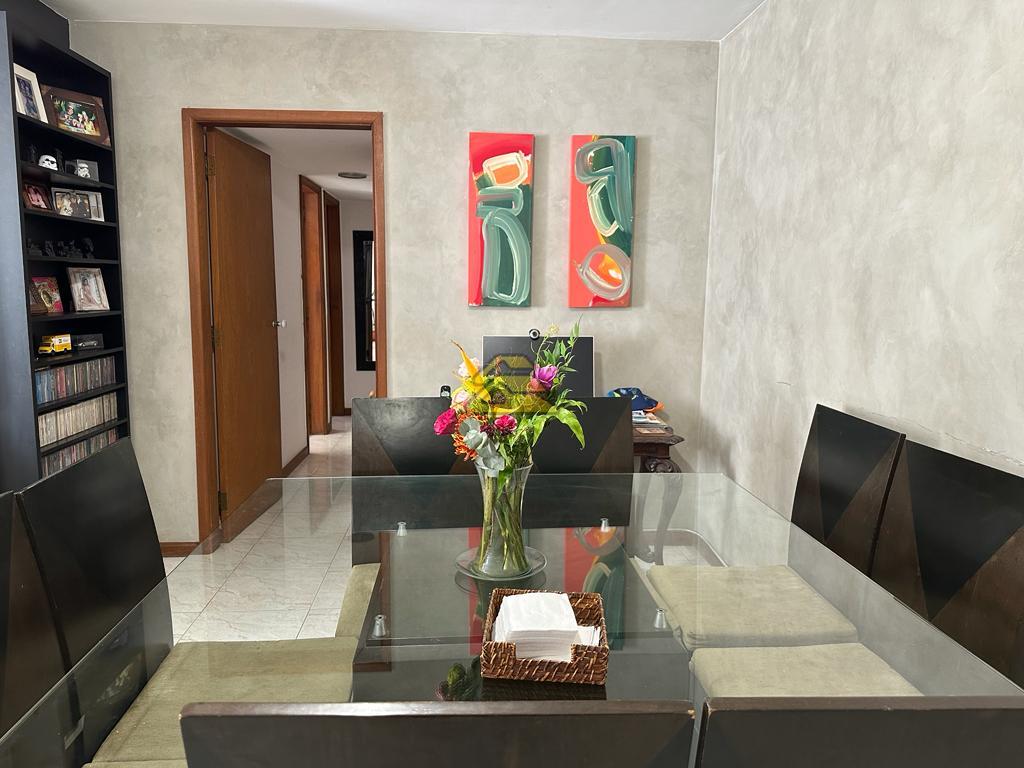 Apartamento à venda com 3 quartos, 125m² - Foto 7