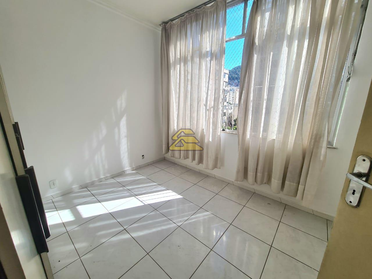 Apartamento à venda com 1 quarto, 40m² - Foto 12