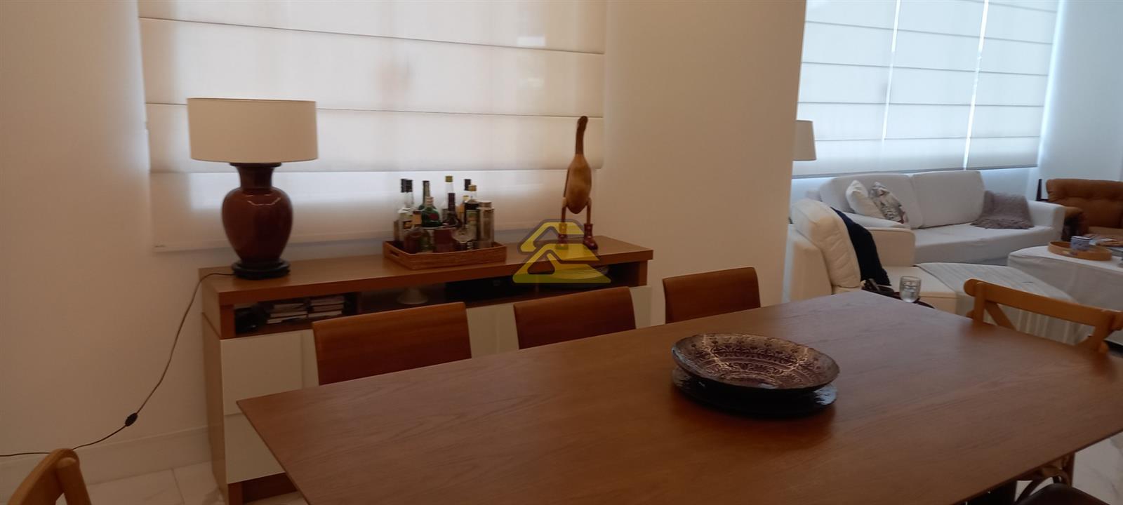 Apartamento à venda com 3 quartos, 136m² - Foto 10