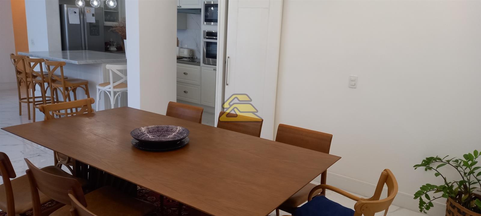 Apartamento à venda com 3 quartos, 136m² - Foto 12