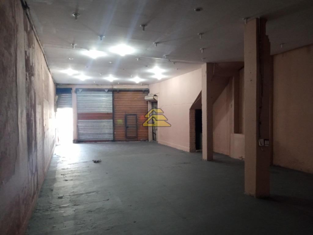 Loja-Salão para alugar com 2 quartos, 224m² - Foto 4