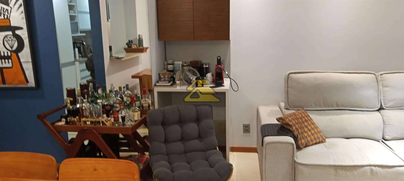 Apartamento à venda com 3 quartos, 79m² - Foto 7