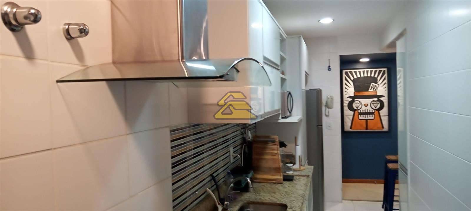 Apartamento à venda com 3 quartos, 79m² - Foto 33