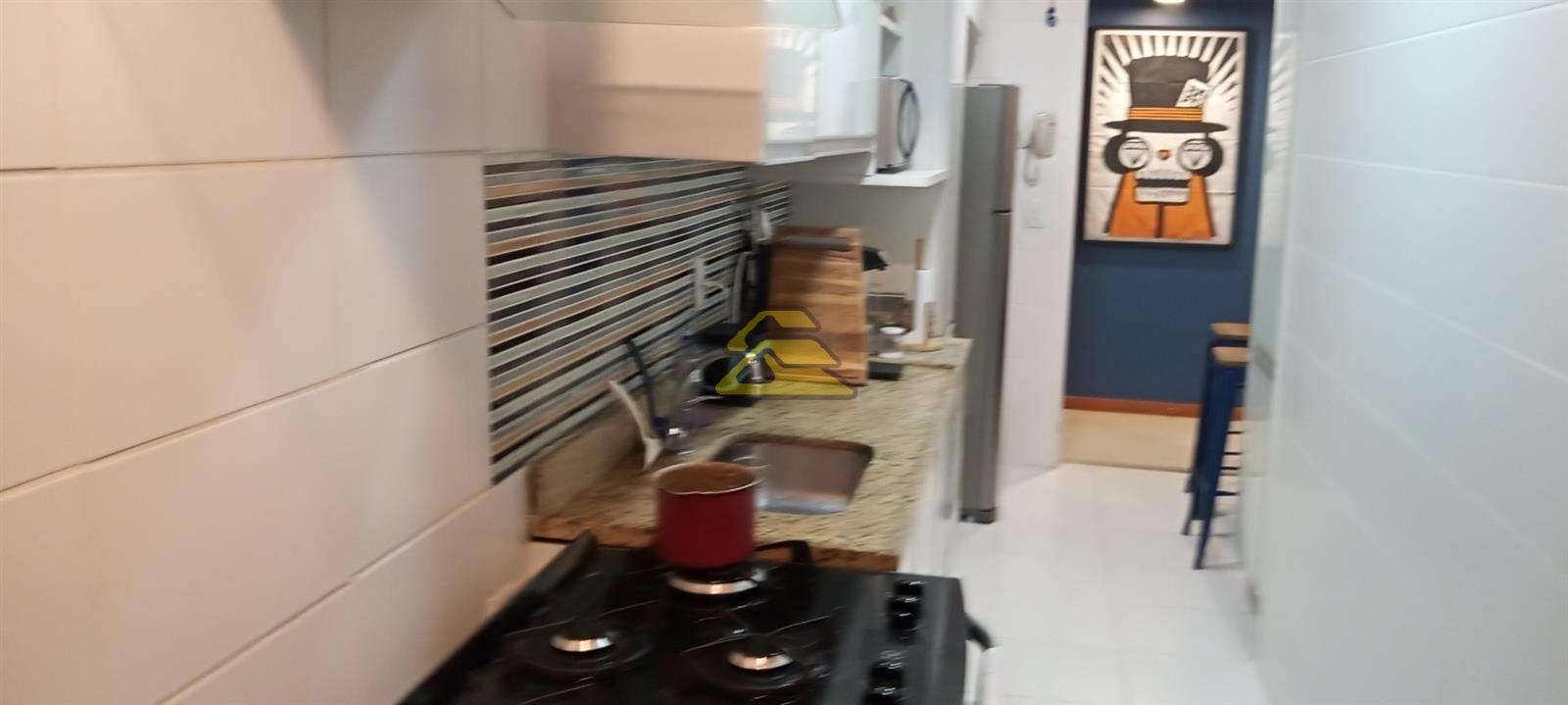 Apartamento à venda com 3 quartos, 79m² - Foto 31