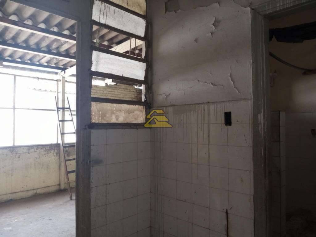 Loja-Salão para alugar com 2 quartos, 224m² - Foto 32