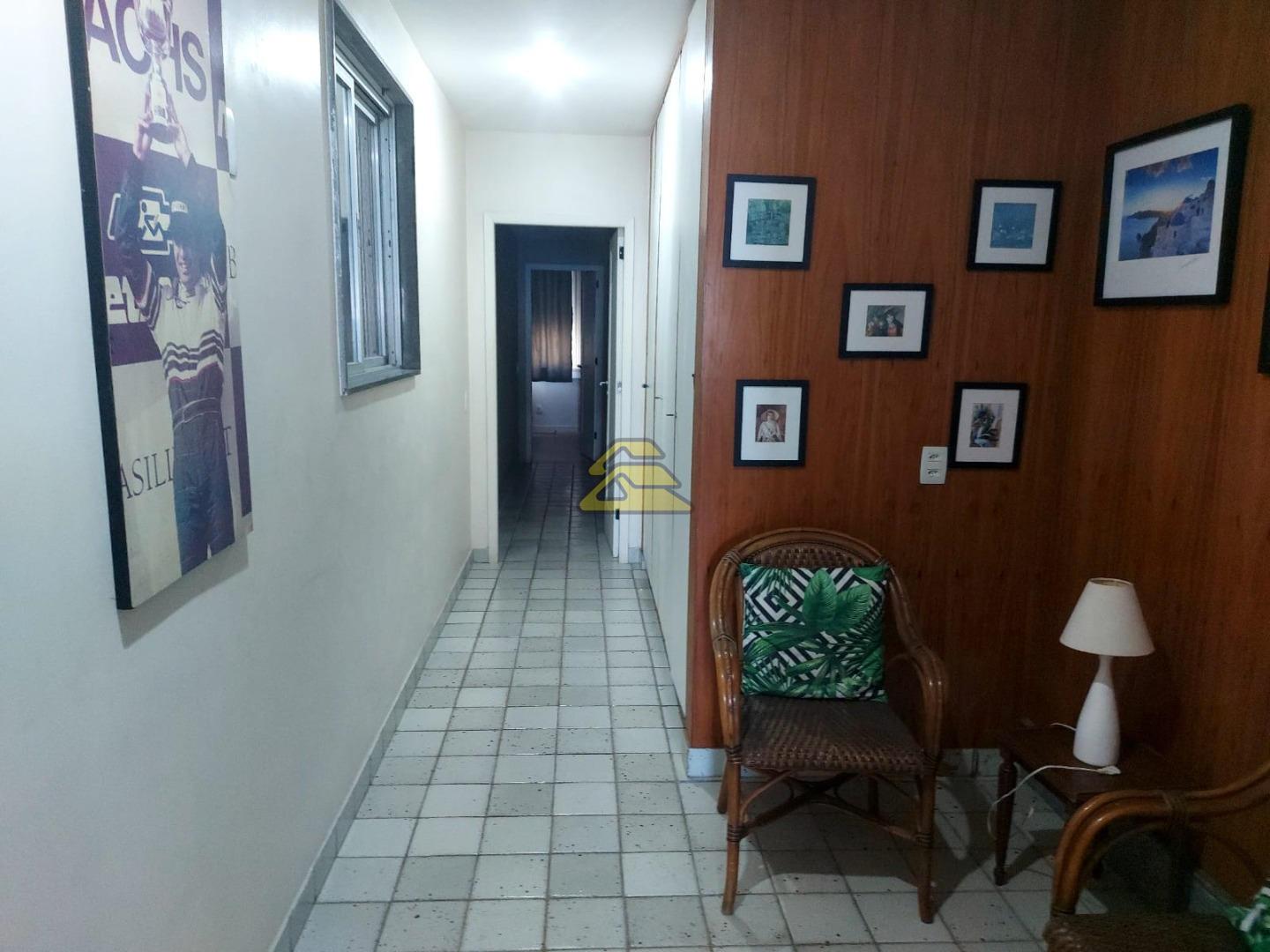 Apartamento à venda com 4 quartos, 225m² - Foto 24