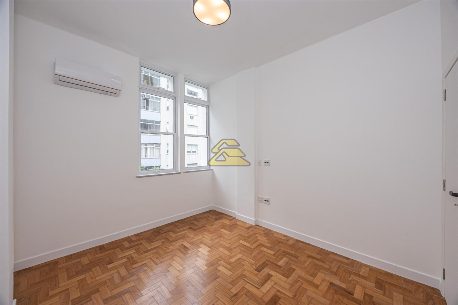 Apartamento à venda com 3 quartos, 117m² - Foto 16