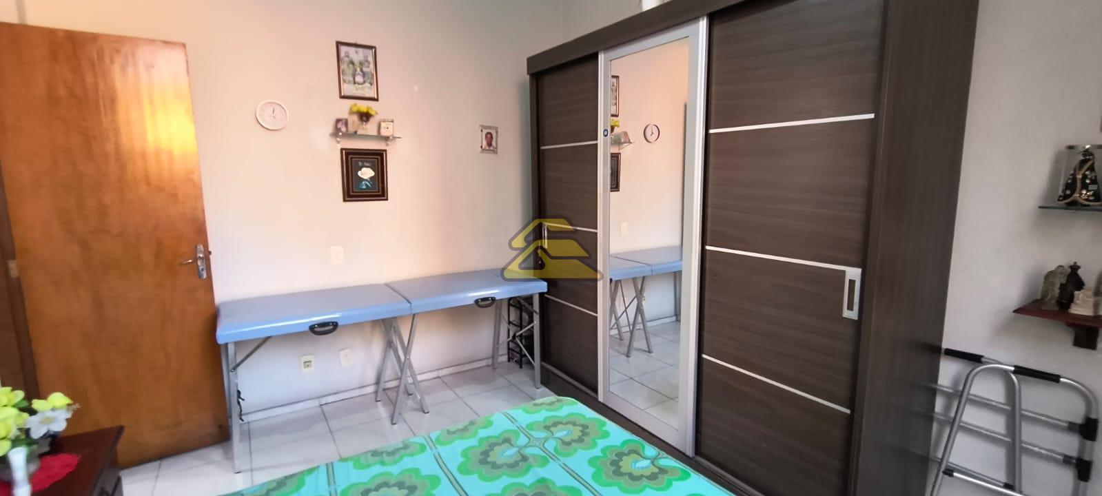 Casa à venda com 3 quartos, 110m² - Foto 11