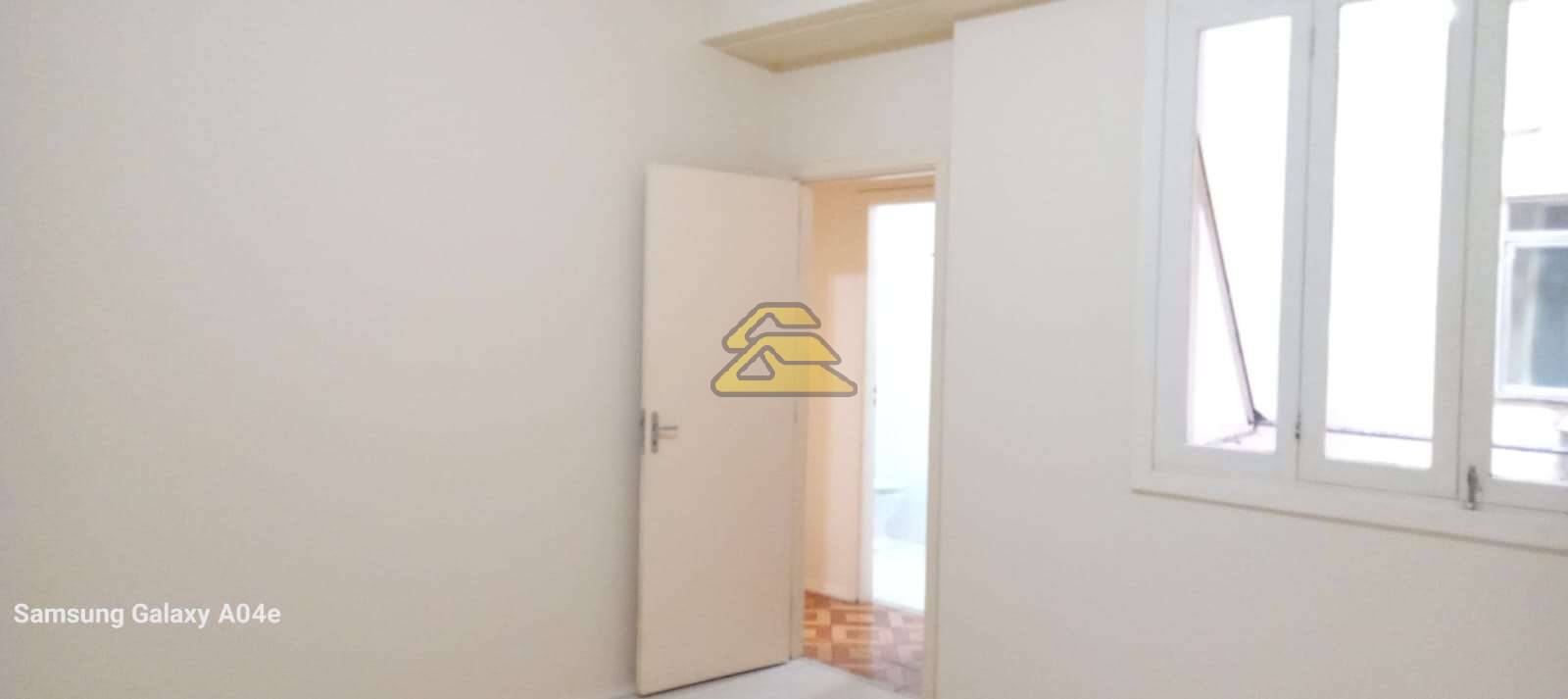 Apartamento à venda com 2 quartos, 60m² - Foto 3