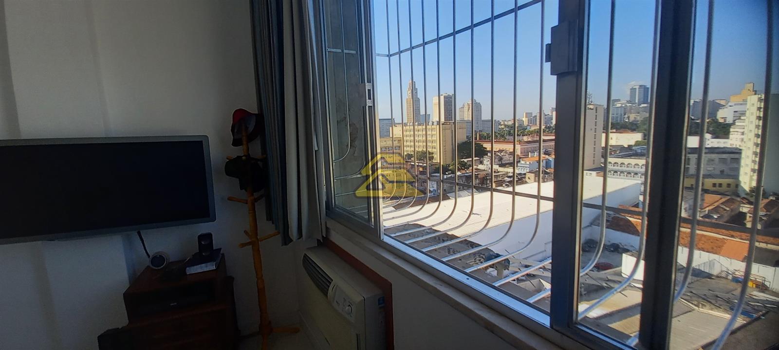 Apartamento à venda com 1 quarto, 50m² - Foto 13